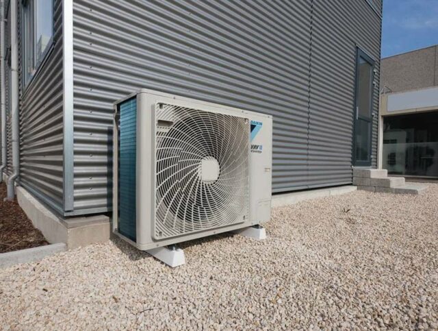 Наружный блок VRF системы Daikin RXYSA6AV1 — изображение 3