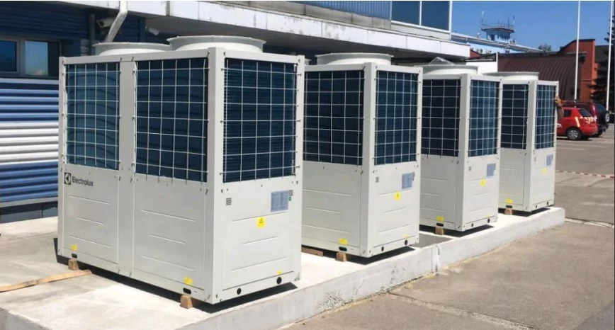 Чиллер с воздушным охлаждением Electrolux EMASC-440 — изображение 2